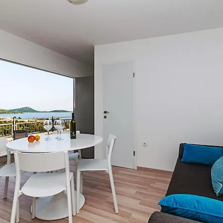 Mobile Damar 2 Ferienhaus Drage